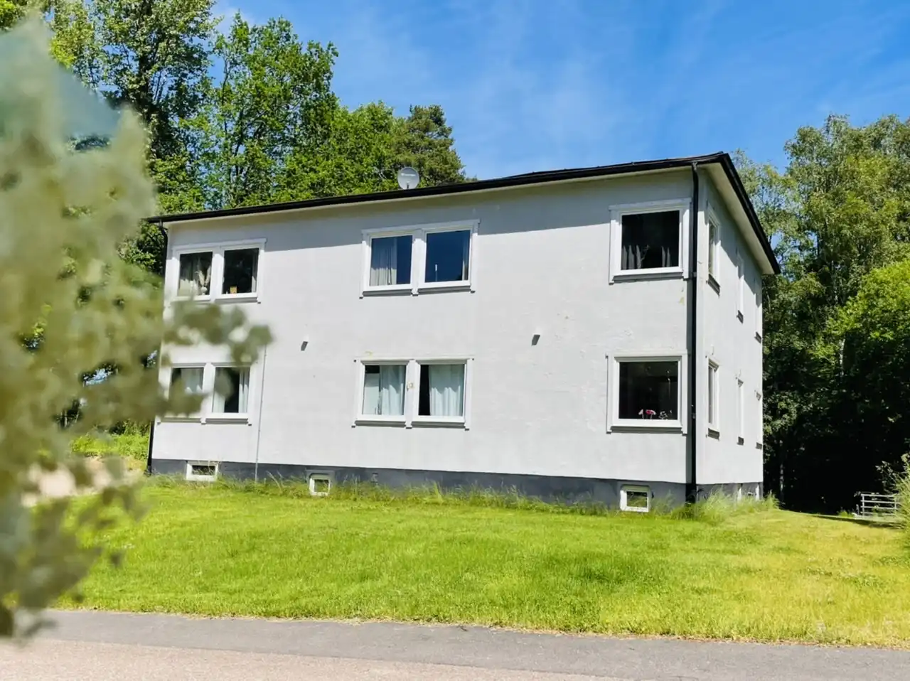 9741067B-D892-4C5F-BA5C-8D63D24630E0 5