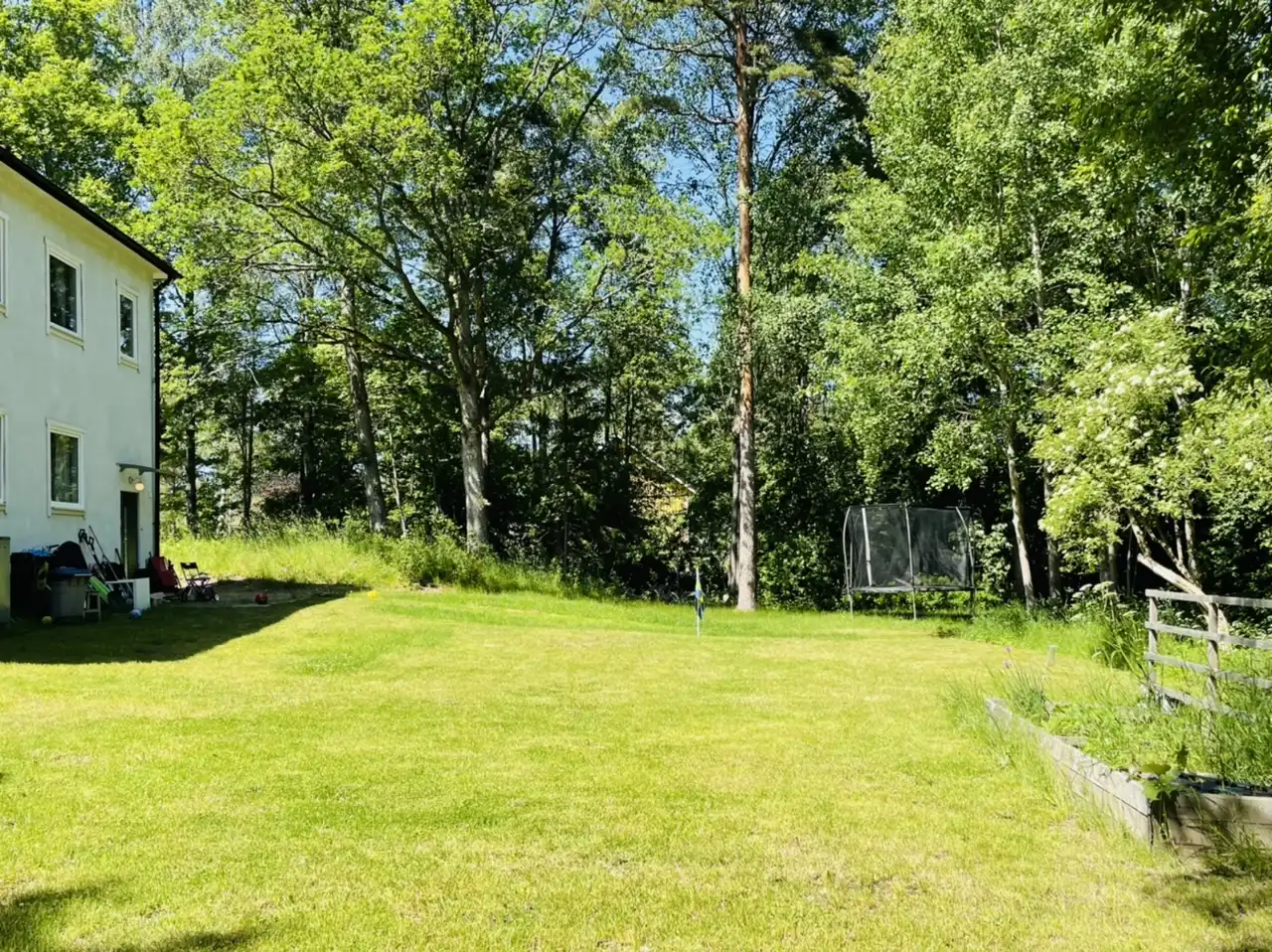 6325F371-14E5-419A-82B2-6AADC5B7E24D 2